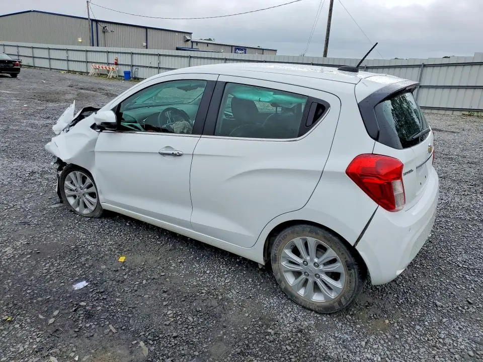 2017 CHEVROLET SPARK 2LT  