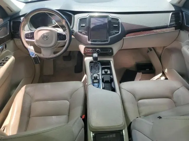 2016 VOLVO XC90 T6  
