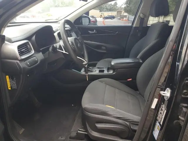 2017 KIA SORENTO LX  