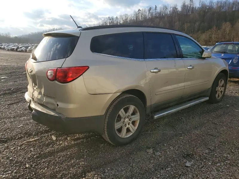 2011 CHEVROLET TRAVERSE LT  