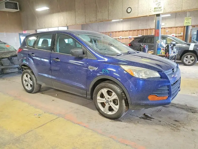 2016 FORD ESCAPE S  