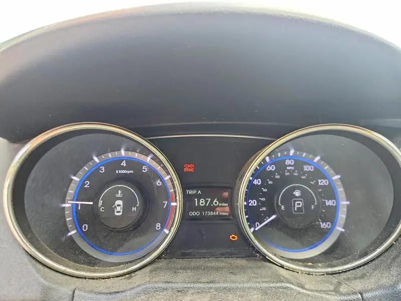 2012 HYUNDAI SONATA GLS  