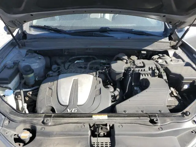 2011 HYUNDAI SANTA FE SE