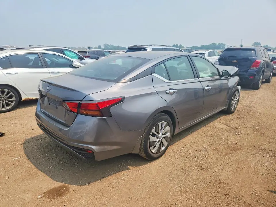 2024 NISSAN ALTIMA S  