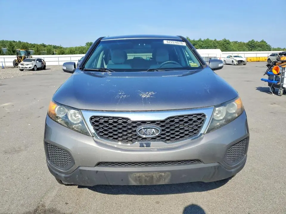 2012 KIA SORENTO LX  