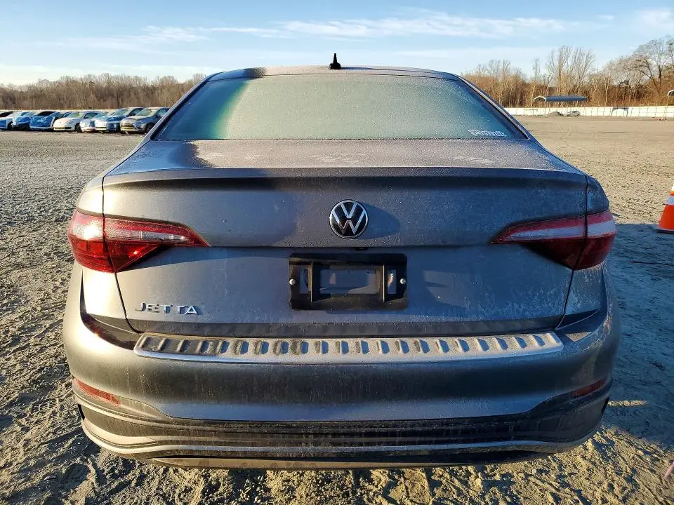 2024 VOLKSWAGEN JETTA SPORT  