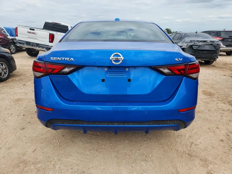 2021 NISSAN SENTRA SV  