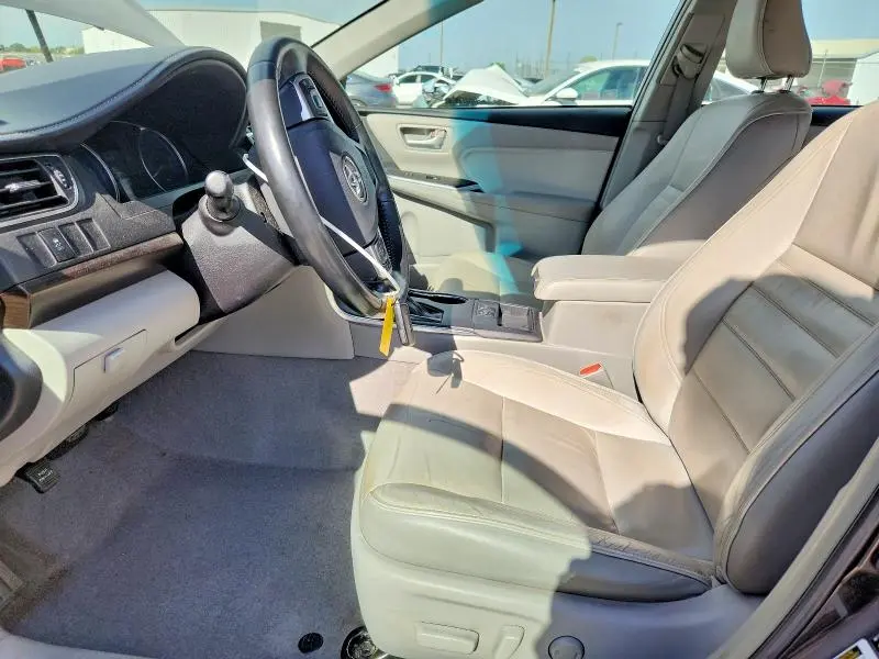 2015 TOYOTA CAMRY XLE  