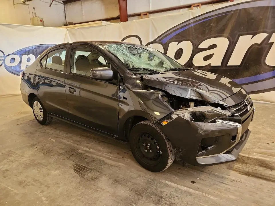 2024 MITSUBISHI MIRAGE G4 ES  