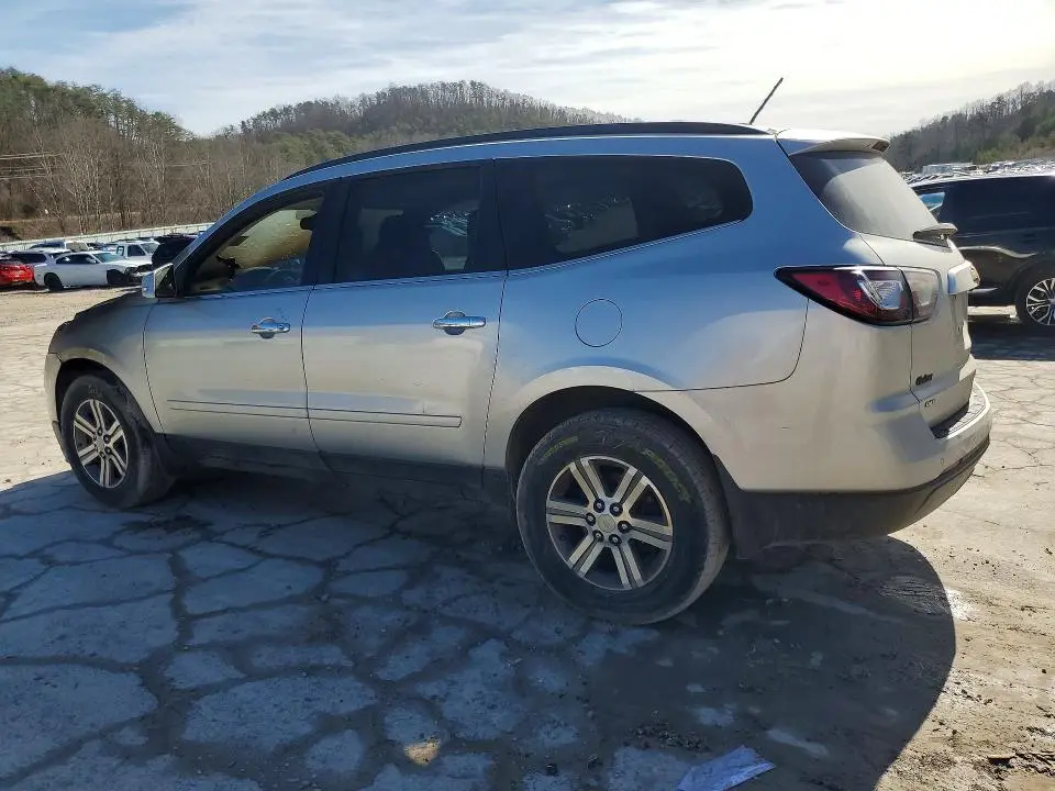 2015 CHEVROLET TRAVERSE LT  