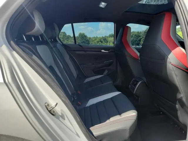 2024 VOLKSWAGEN GTI SE