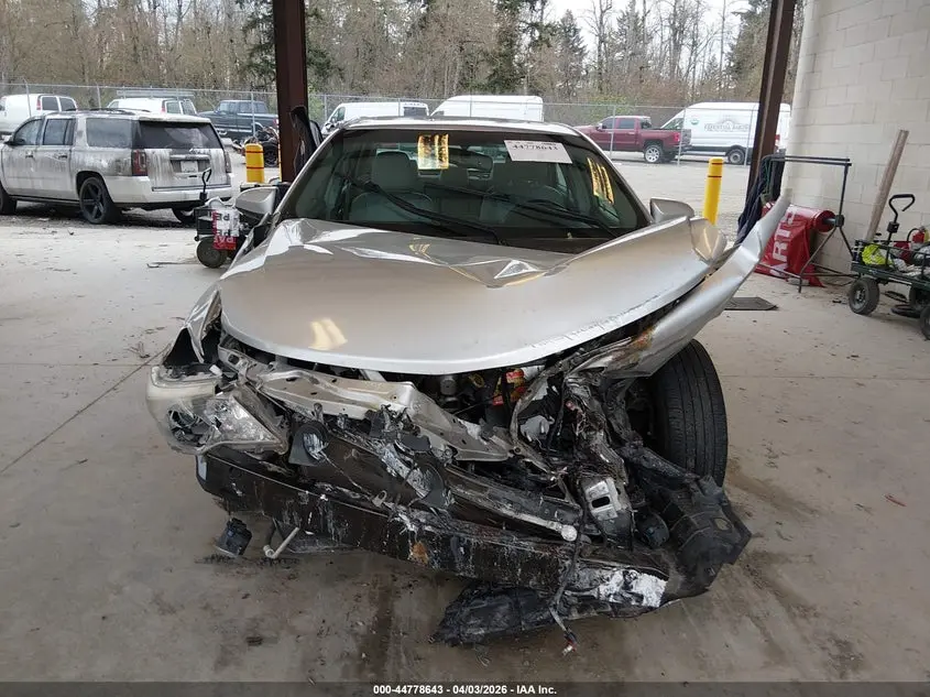 2012 TOYOTA CAMRY XLE