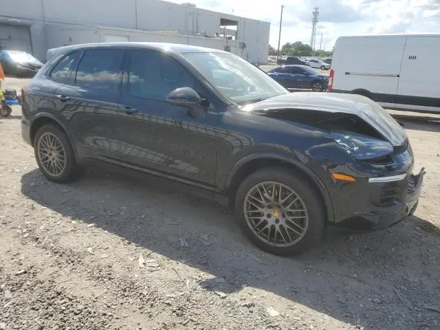 2017 PORSCHE CAYENNE   