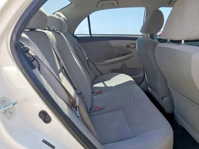 2011 TOYOTA COROLLA LE  