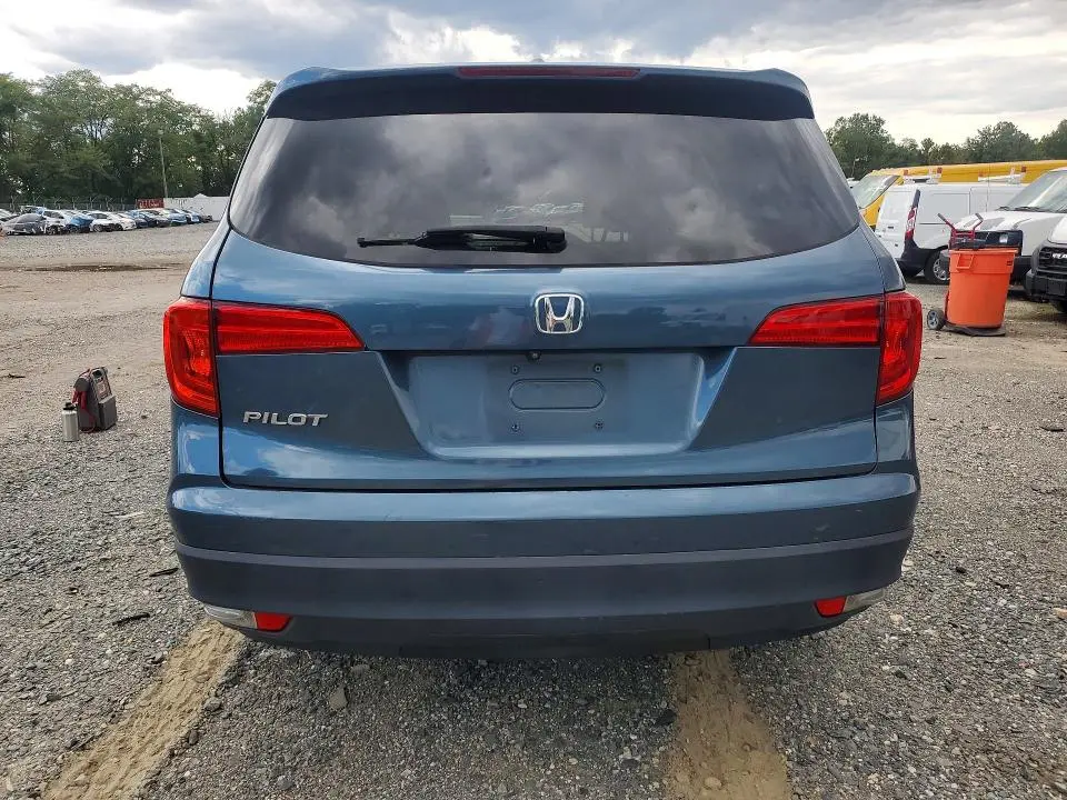 2016 HONDA PILOT EX  