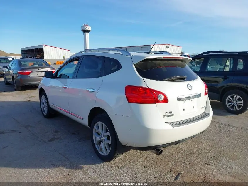 2011 NISSAN ROGUE SV