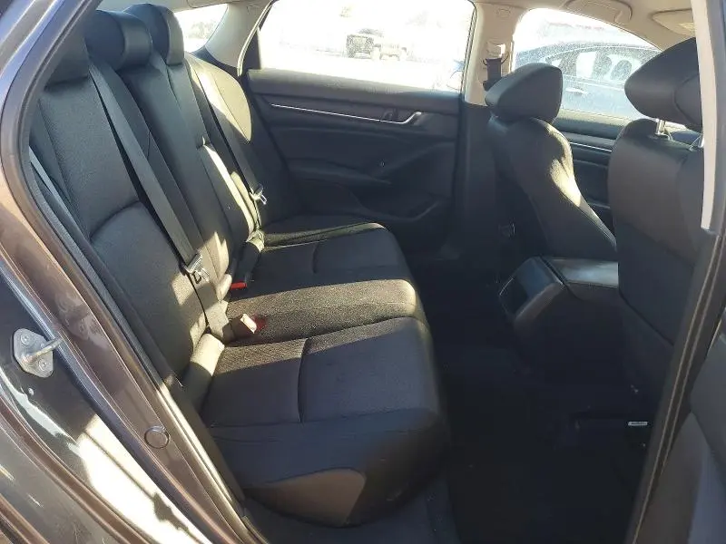 2018 HONDA ACCORD LX  