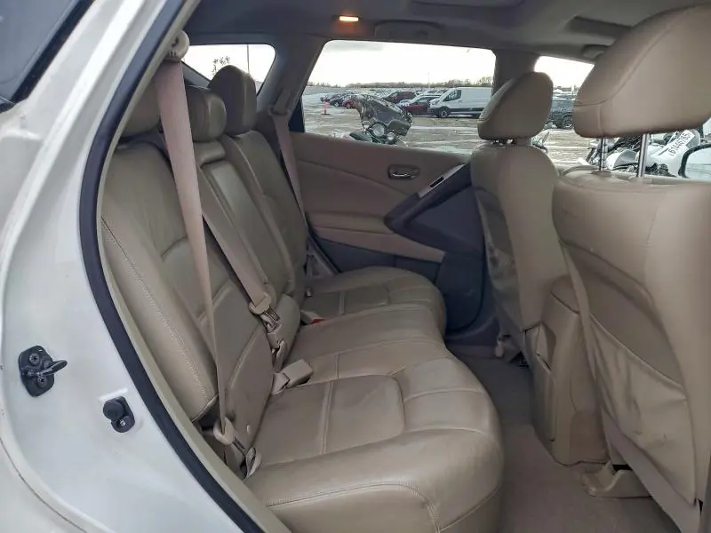 2014 NISSAN MURANO S  