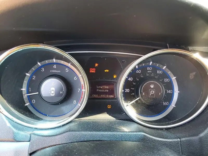 2012 HYUNDAI SONATA GLS  