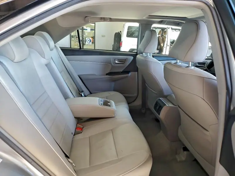 2017 TOYOTA CAMRY LE  