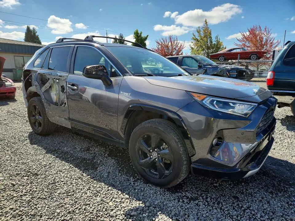 2019 TOYOTA RAV4 XSE  