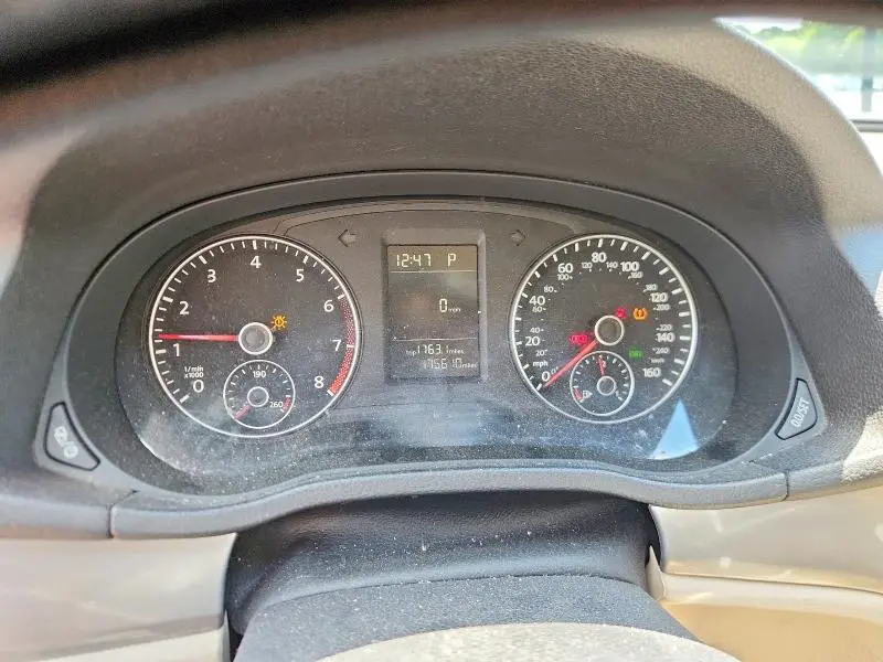 2014 VOLKSWAGEN PASSAT S  