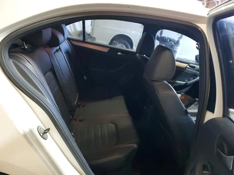 2012 VOLKSWAGEN JETTA GLI  