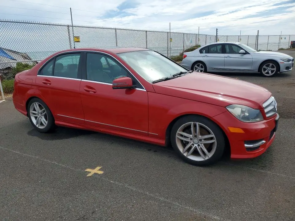 2013 MERCEDES-BENZ C250   