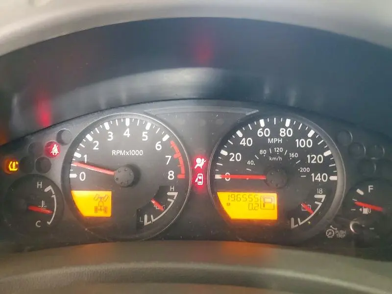 2015 NISSAN FRONTIER SV  