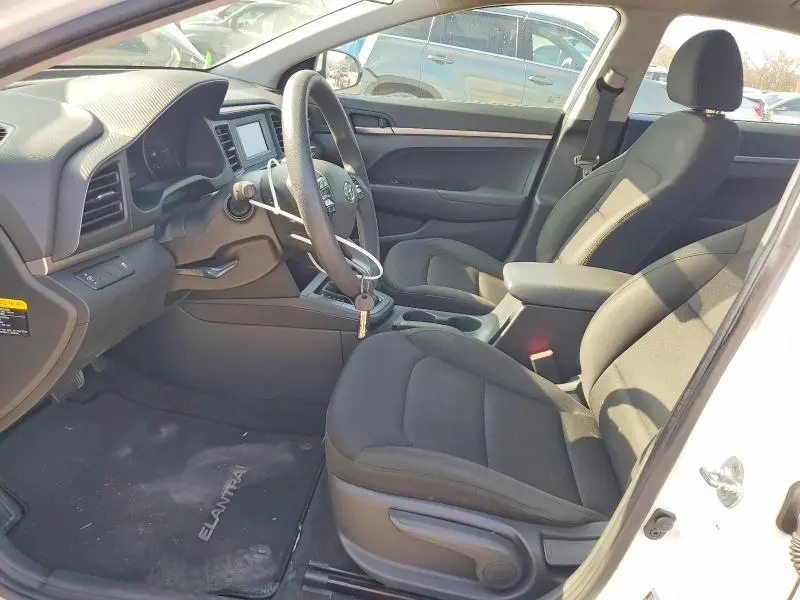 2019 HYUNDAI ELANTRA SE  