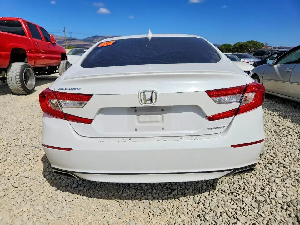 2018 HONDA ACCORD SPORT  