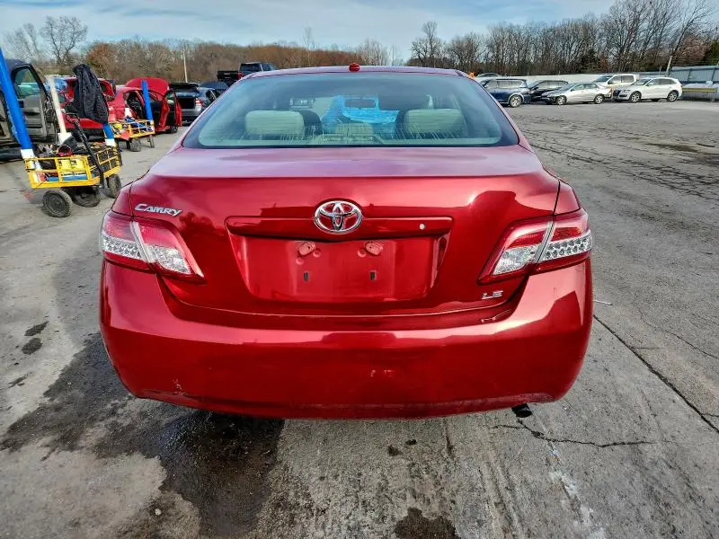 2011 TOYOTA CAMRY BASE  
