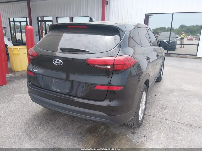 2021 HYUNDAI TUCSON SE