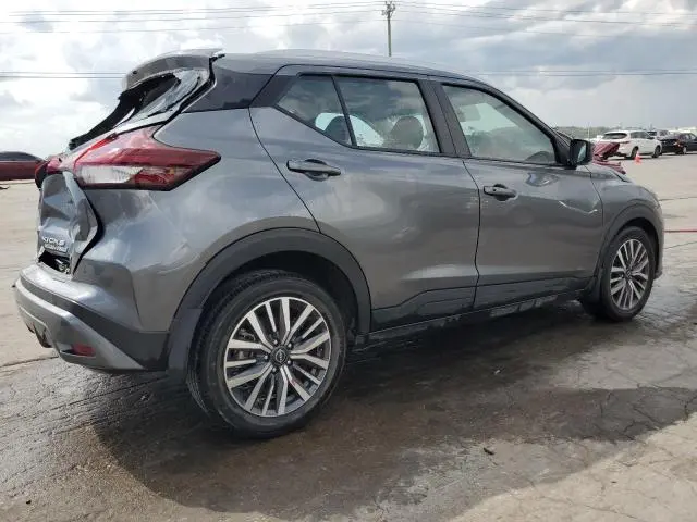 2023 NISSAN KICKS SV  
