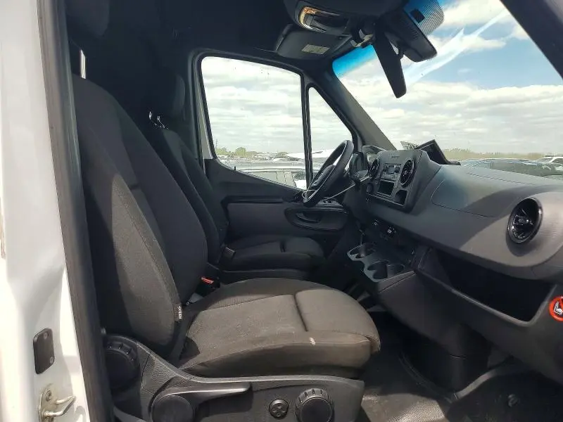 2021 MERCEDES-BENZ SPRINTER 2500  