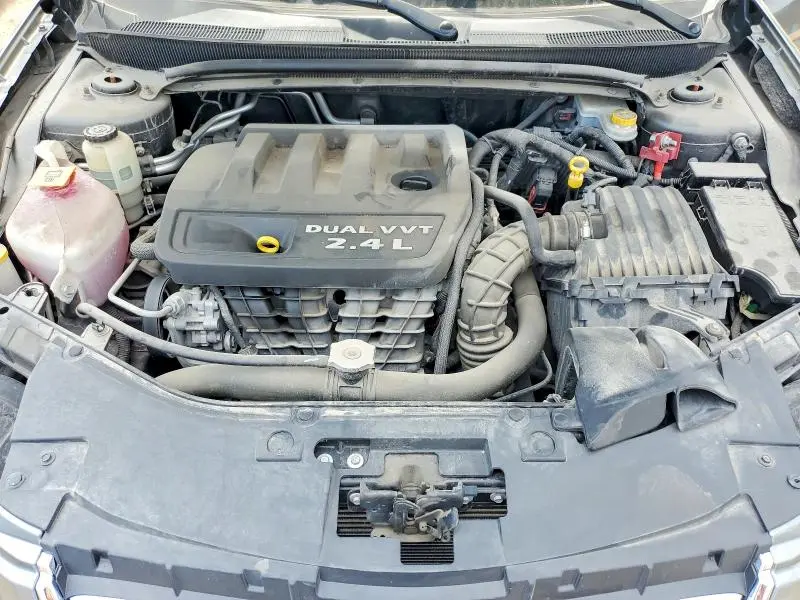 2013 CHRYSLER 200 LX  