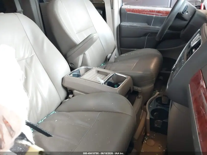 2014 CHRYSLER TOWN & COUNTRY TOURING