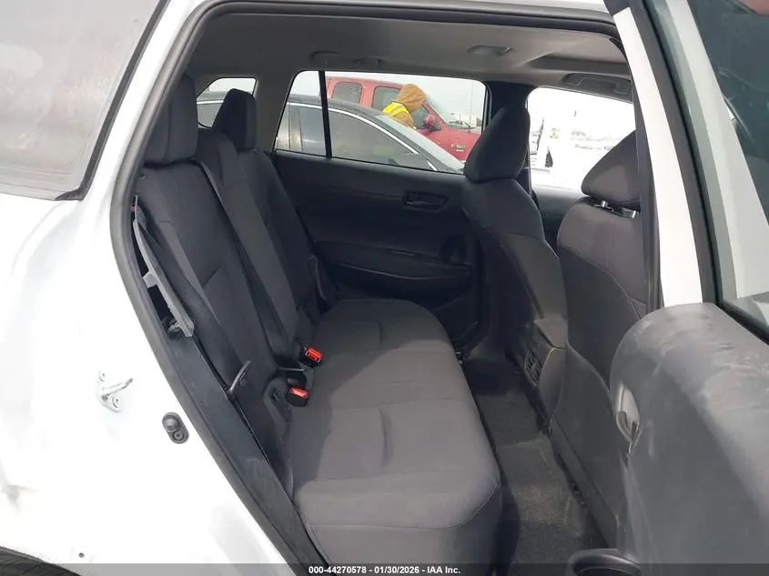 2026 TOYOTA COROLLA CROSS LE