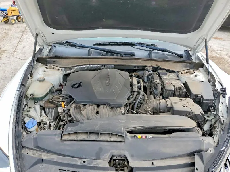 2021 HYUNDAI SONATA SE  