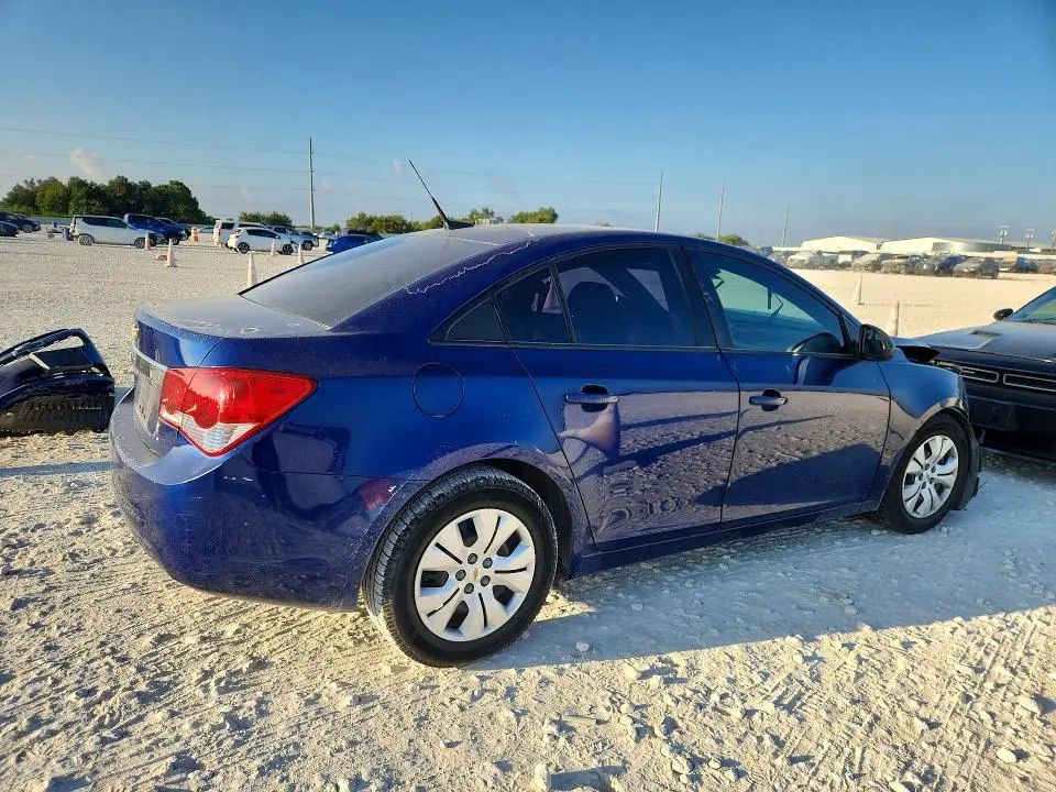 2013 CHEVROLET CRUZE LS  
