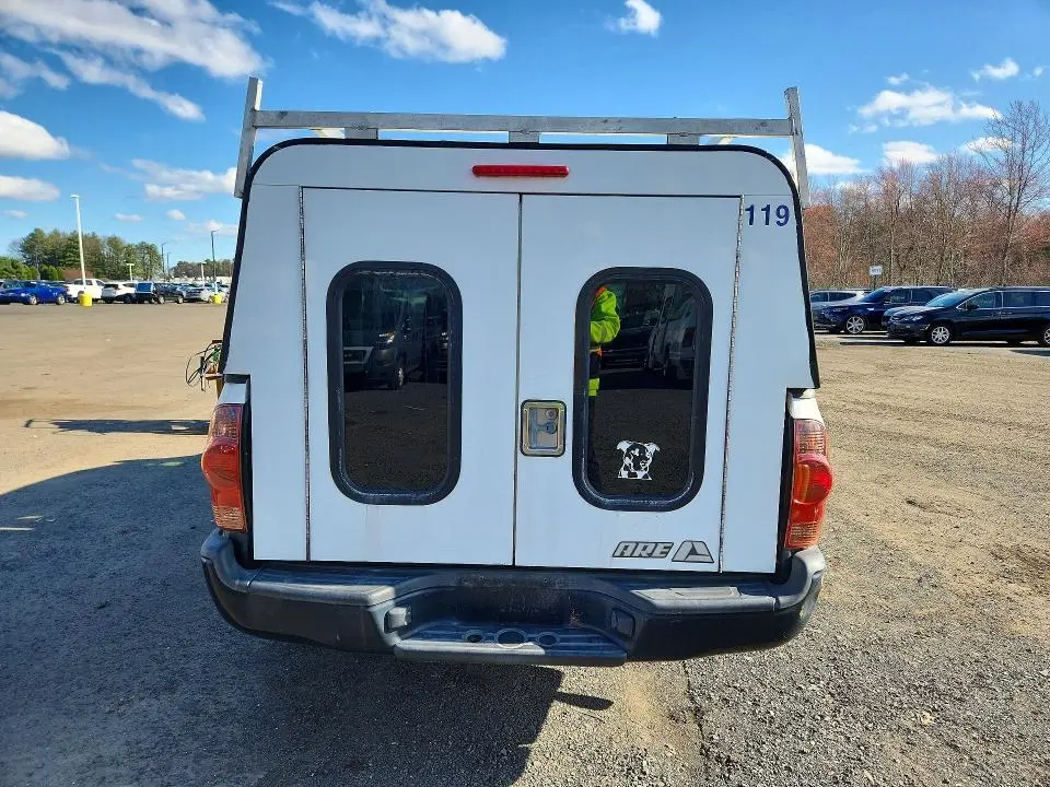 2015 TOYOTA TACOMA BASE  
