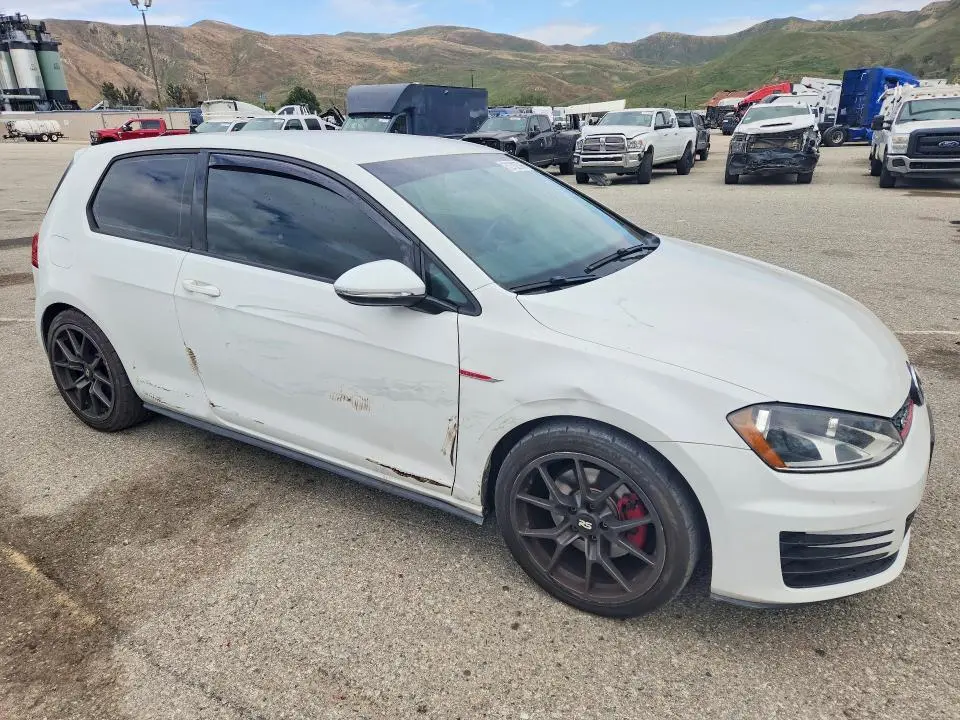 2016 VOLKSWAGEN GTI S  