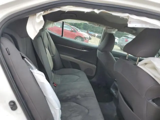 2022 TOYOTA CAMRY LE  