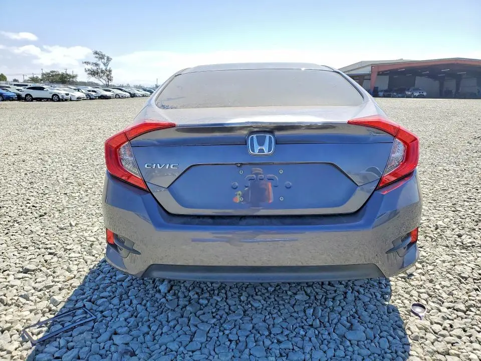 2018 HONDA CIVIC LX  