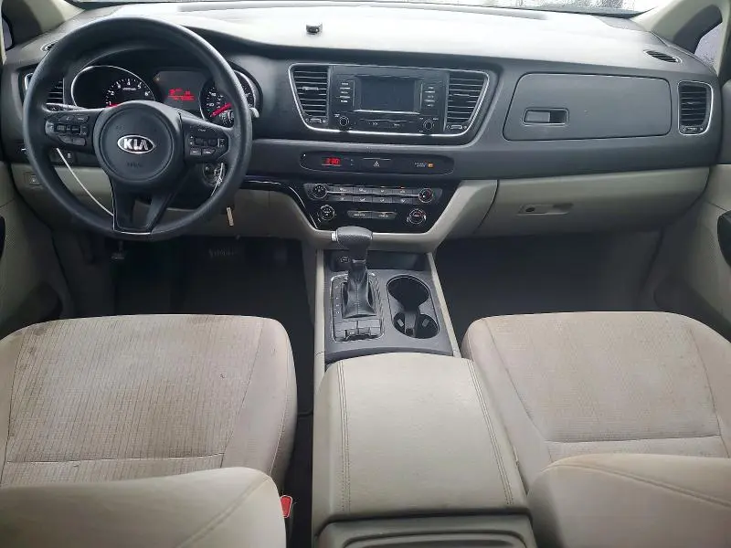 2018 KIA SEDONA LX  
