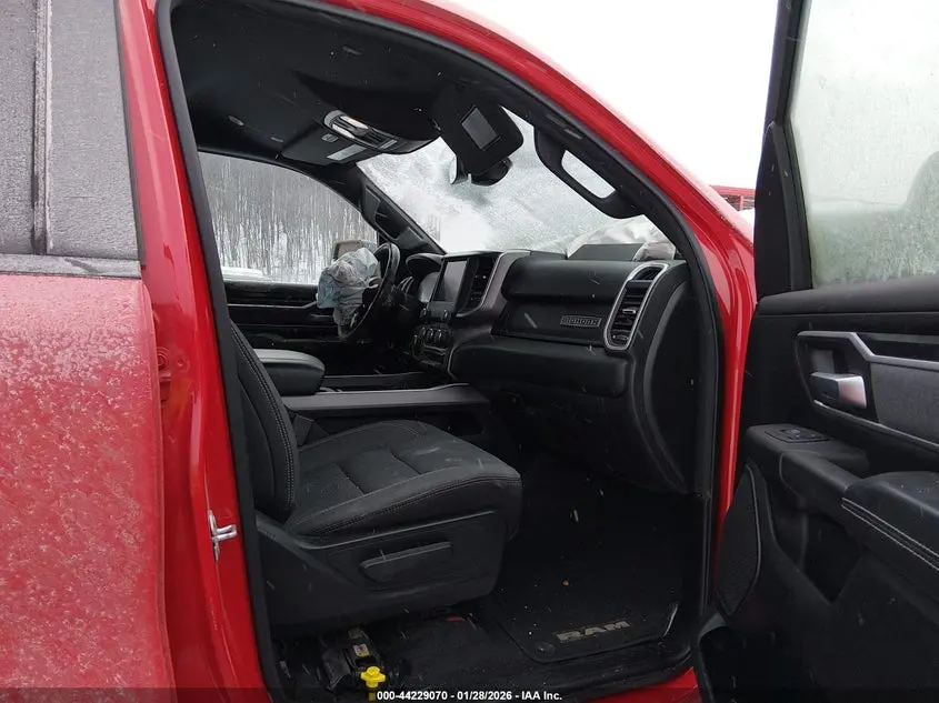 2022 RAM 1500 BIG HORN  4X4 6'4 BOX