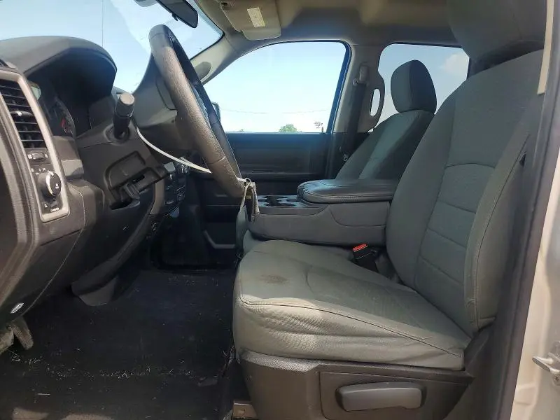 2014 RAM 1500 ST  