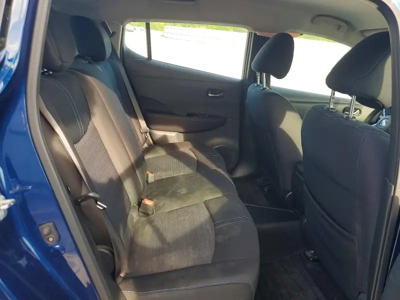 2019 NISSAN LEAF S  