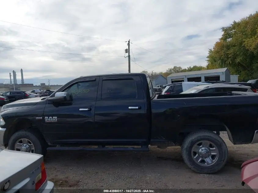 2017 RAM 2500 SLT  4X4 6'4 BOX