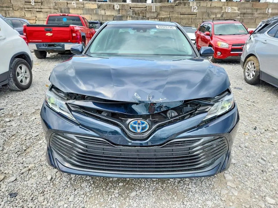 2018 TOYOTA CAMRY LE  